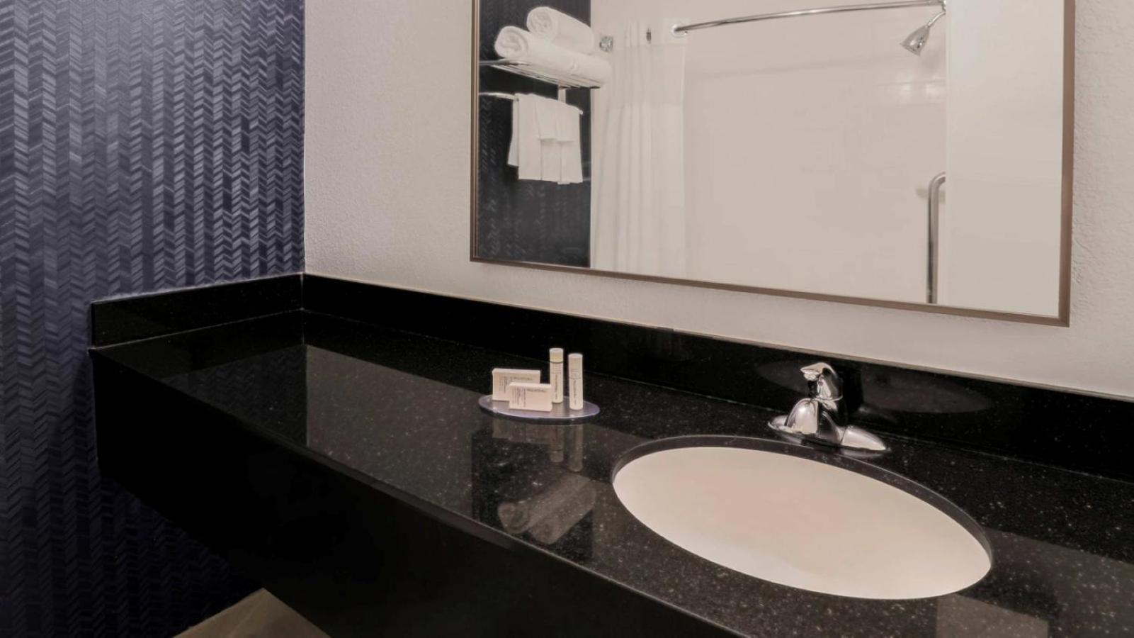 Fairfield Inn & Suites Houston Westchase Eksteriør billede